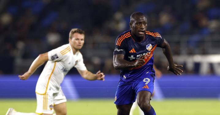 Galaxy eliminated from playoff contention before loss to Cincinnati