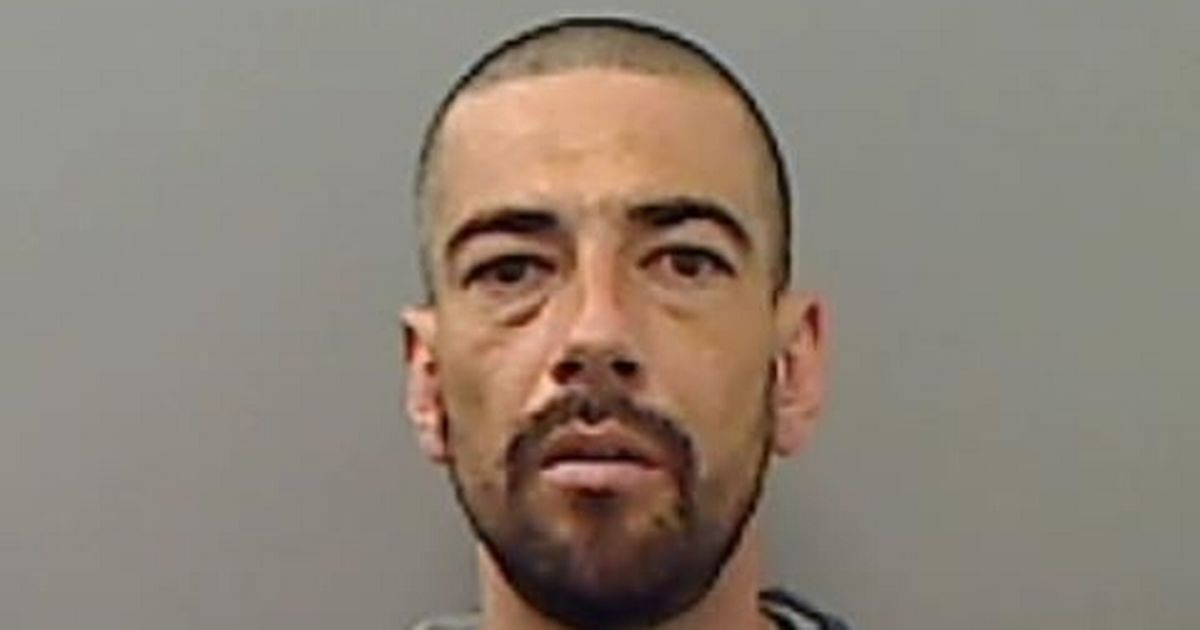 'Popeye' crack cocaine dealer handed out business cards boasting he worked '24/7'
