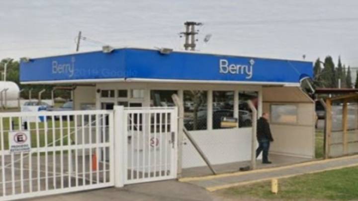 Cierra otra empresa en Pilar y despide a unos 140 trabajadores