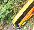 Un fallecido y dos lesionados, es el saldo del accidente de bus en la vía del Sisga