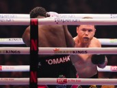 Óscar de la Hoya critica a "Canelo" Álvarez y fans le responden