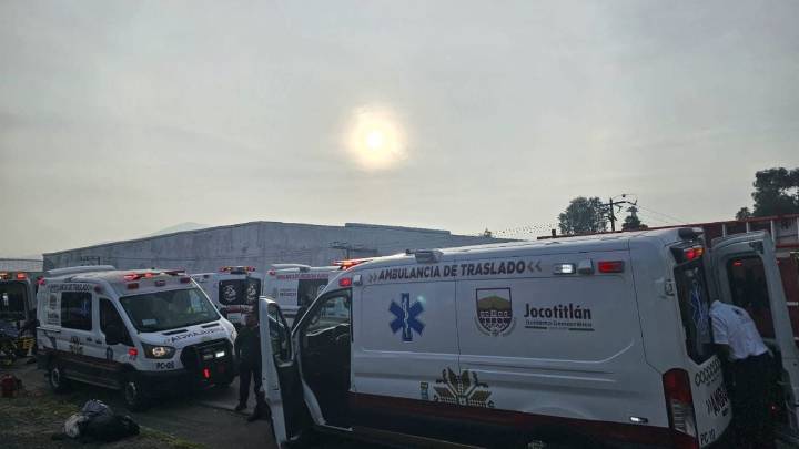 Código Rojo en Edomex: Accidente de ferrocarril y autobús deja 8 muertos y más de 40 heridos