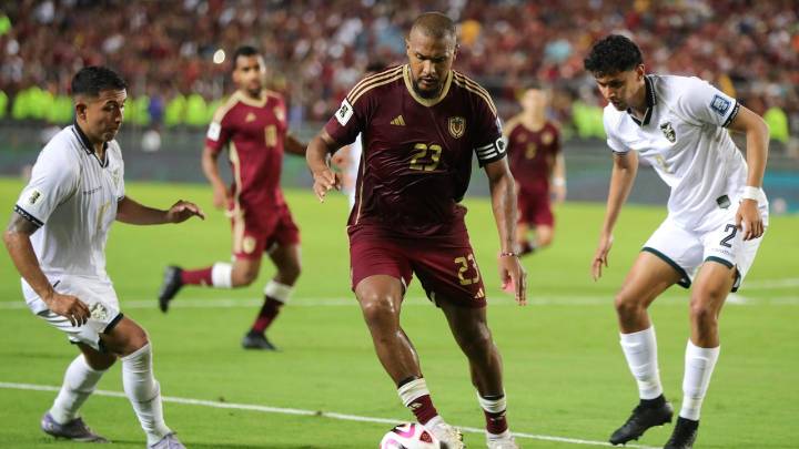 "Es ídolo en Argentina": así fue recibido Salomón Rondón por aficionados argentinos a su llegada a Buenos Aires para unirse a La Vinotinto