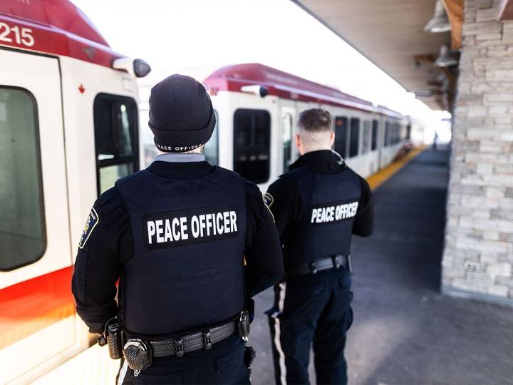 Calgary Transit officers bear-sprayed in downtown assault