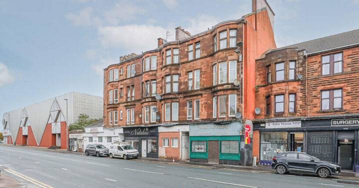 'Uninhabitable' bargain Glasgow east end flat to go up for auction at just £5k
