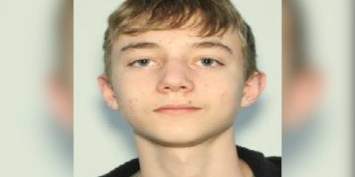 Report says school shooting suspect was fascinated with mass shootings, expressed neo