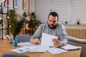 Weekly Mortgage Rates Fall to 11-Month Low, Sparking Refinances