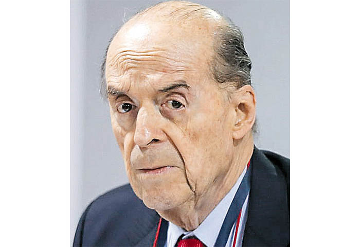 Procuraduría confirman sanción a Álvaro Leyva: 10 años de inhabilidad