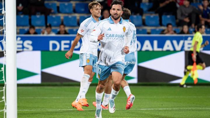 El Real Zaragoza despierta y gana su primer partido de la temporada (0