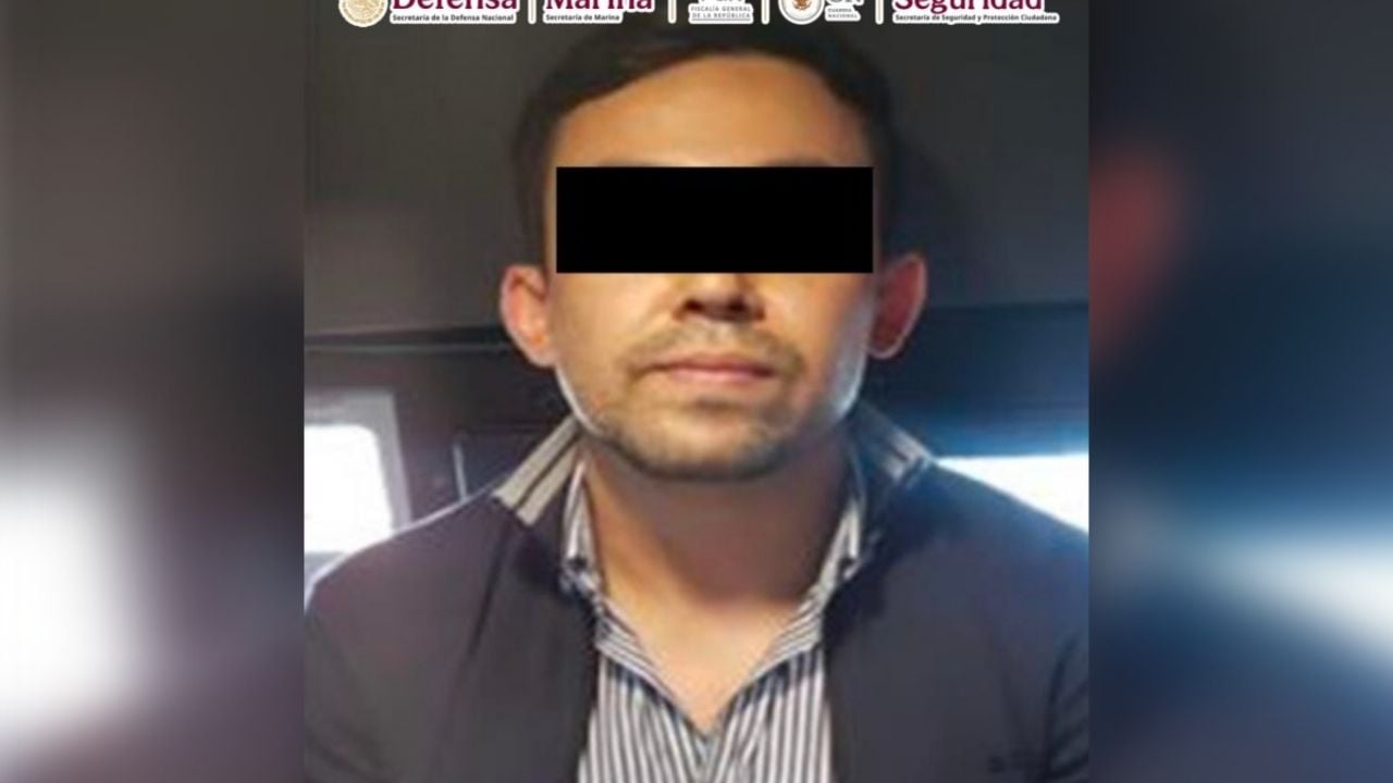 Detienen en el AICM a Óscar “N”, considerado el principal operador del CJNG
