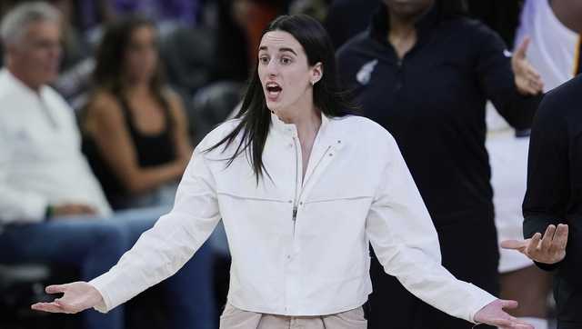 Caitlin Clark improving but still not cleared for contact drills
