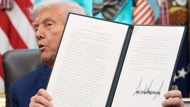 Trump says China's Xi has approved of proposed deal putting TikTok under US ownership