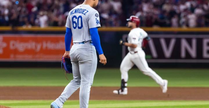 Dodgers bullpen blows another game in loss to Diamondbacks
