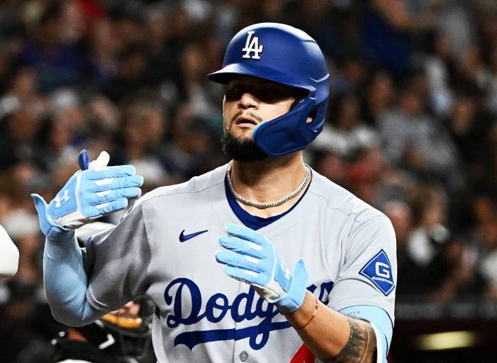 Dodgers ganó 5-4 en 11 entradas
