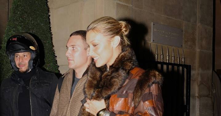 Bella Hadid's Cut-Out Vintage Pants Are Hanging on By a Thread