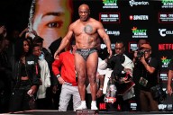 Mike Tyson amenaza con nunca retirarse del boxeo