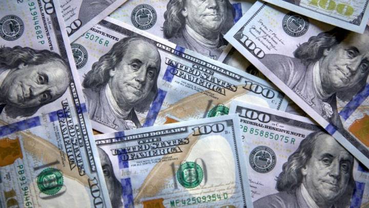 El dólar oficial cerró en alza y alcanzó los $1.480