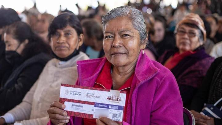 Pensión Mujeres Bienestar: En estas fechas puedes recoger la tarjeta si te registraste en agosto