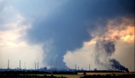 Ucrania ataca importante refinería de petróleo en Rusia, reporta Moscú