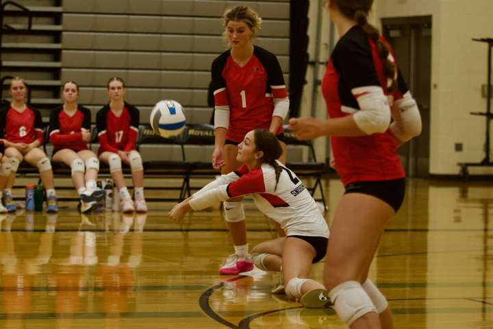 Snohomish volleyball captures first win of season
