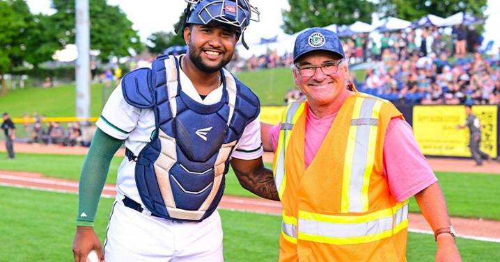 Rocco fans cry foul: Petition campaigns for Welland’s popular ballpark maintenance worker