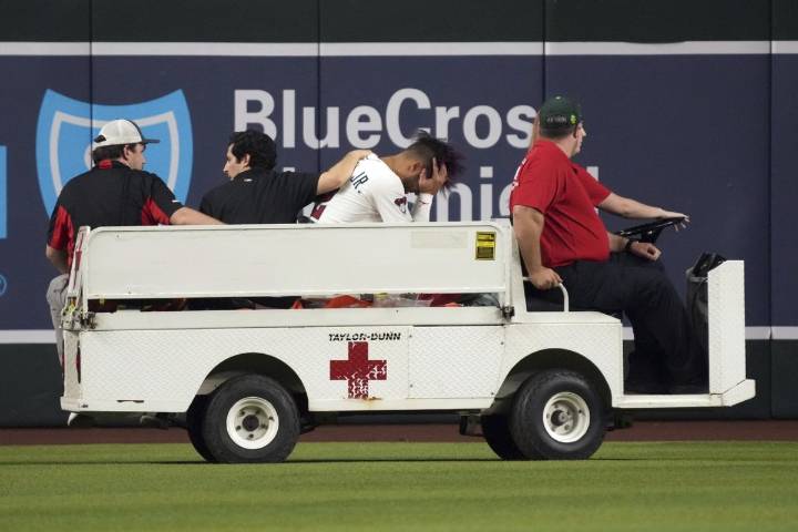 D-backs OF Lourdes Gurriel Jr. carted off field after leg injury vs. Rangers