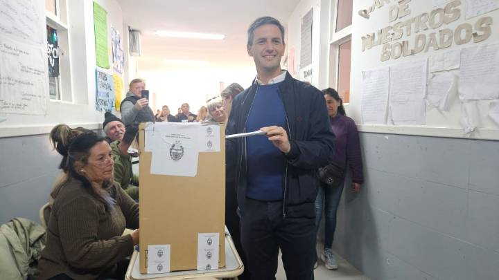 Votó Nicolás Mantegazza en Alejandro Korn: "La participación es normal"