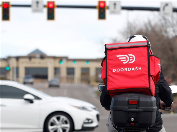 DoorDash and Kroger are expanding their grocery delivery partnership