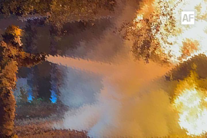Dos vehículos incendiados en Villa de Álvarez durante la madrugada