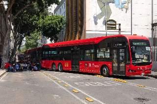 Metro y Metrobús tendrán horario especial el 16 de septiembre en CDMX
