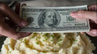 ¿Qué es el "puré", la maniobra que forzó al Gobierno a limitar el dólar MEP?