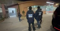 Disparos y puñaladas: un muerto y cuatro heridos deja violenta pelea fuera del Hospital El Pino en San Bernardo