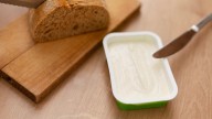 Pocos lo saben: cuál es la diferencia entre el queso crema y untable