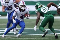 Deadspin | Bills run roughshod over Jets in 30-10 win