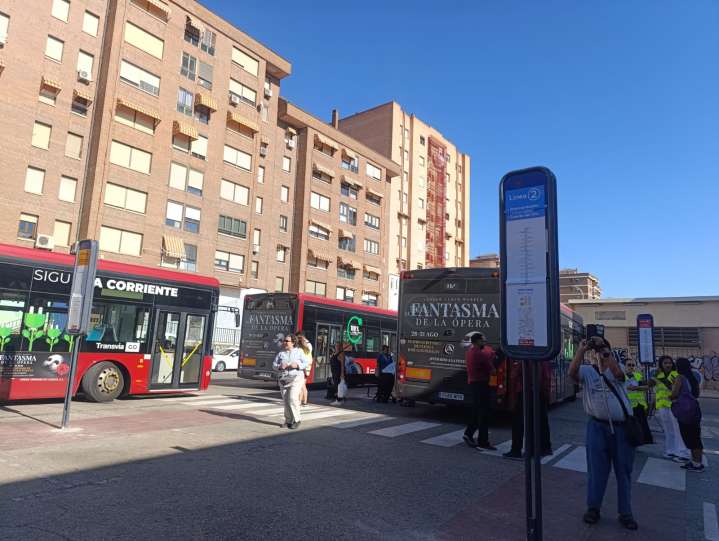 El PP recogerá este viernes firmas en el intercambiador para pedir cambios en las líneas de autobús urbano