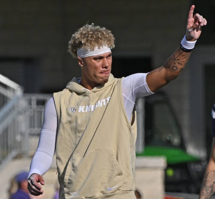 UCF's Tayven Jackson leaves Kansas State game with injury
