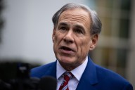El gobernador de Texas restringe la venta de productos con THC a menores de edad
