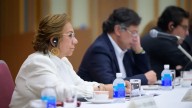 Tras denuncias por retrasos que afectan la entrega de documentos en consulados, Cancillería responde que valija diplomática opera con normalidad