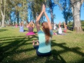 Sábado de yoga y picnic para celebrar la primavera