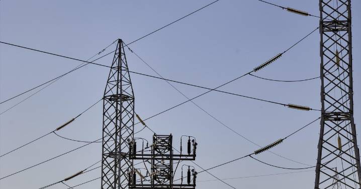 La red eléctrica roza un colapso que amenaza la implantación de inversiones