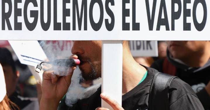 Ejecutivo propone hasta ocho años de cárcel por vender vapeadores