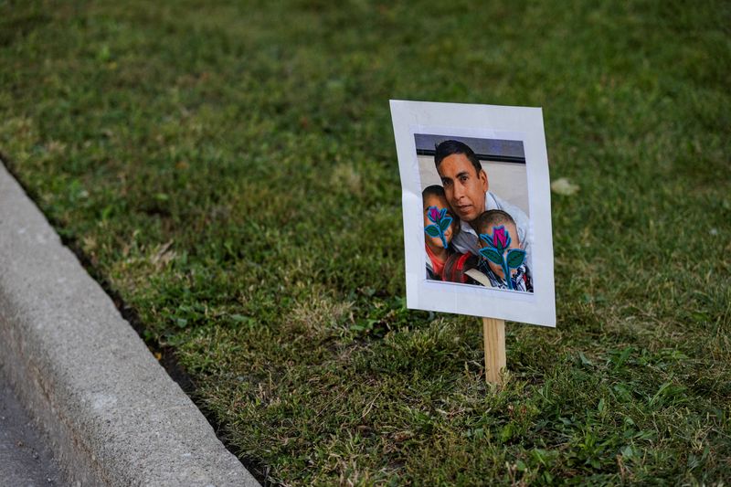 Footage of deadly ICE shooting in Chicago suburb challenges official narrative