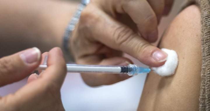 Saskatchewan keeps COVID-19 vaccines free, Alberta and Quebec to charge