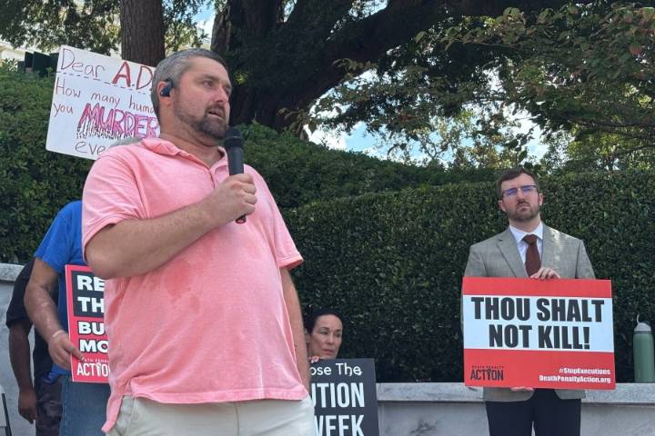 Victim's son asks Alabama to stop execution of man who killed his mother in a gas station holdup
