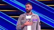 ¿Le ayudarán sus conocimientos futbolísticos a evitar la caída? Ángel se la juega con un equipo de Segunda