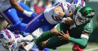 Jets quarterback Fields ruled out with concussion