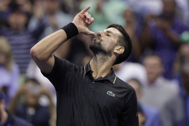‘I’m going to try to mess up the plans’ – Novak Djokovic fires a warning to Carlos Alcaraz as he rolls back the years at US Open