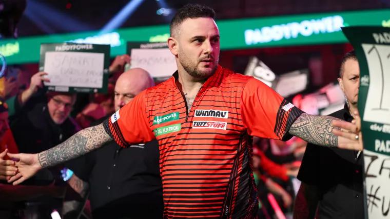 Joe Cullen wins Players Championship 27, bringing huge momentum into 2025 World Series of Darts Finals