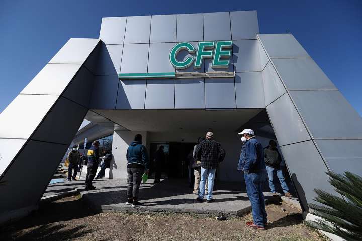 Estatal eléctrica mexicana alista primer bono de CFE Fibra E para fortalecer red eléctrica