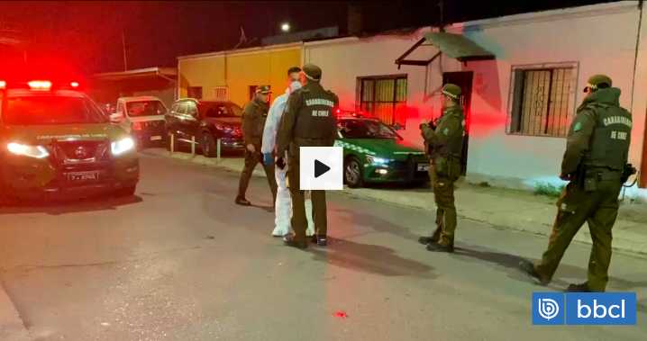 Hombre queda en riesgo vital tras ataque a balazos en Estación Central